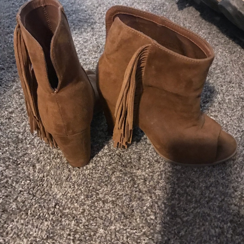 Fringe Booties - Picture 2 of 4